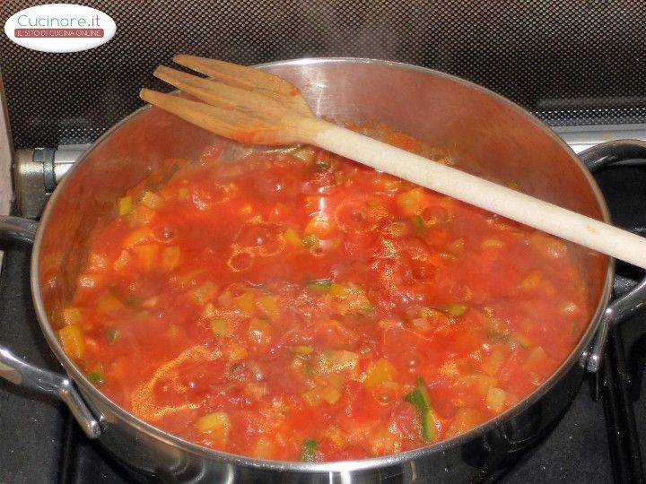 Sugo vegetariano con Peperoni, Porri e Zucchine preparazione 10